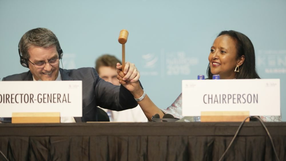 The WTO’s director-general, Roberto Azevedo, and Kenya’s cabinet secretary for foreign affairs and international trade, Amina Mohamed, close the fifth day of the WTO ministerial conference in Nairobi. (Photo courtesy Admedia Communication, copyright WTO)
