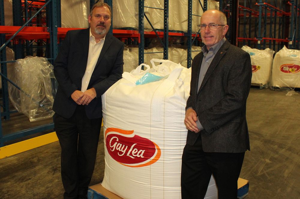 Gay Lea Foods CEO Michael Barrett (left) and co-operative chairman Steve Dolson. (Gay Lea Foods/Marketwired)
