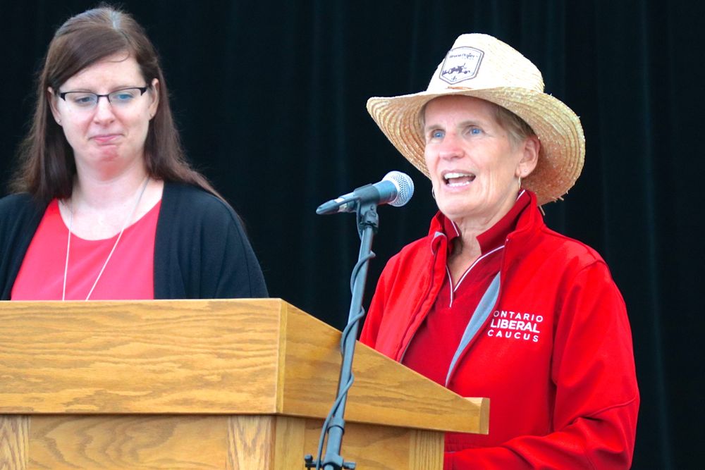 Ontario Premier Kathleen Wynne (r) pledged her support for a positive NAFTA negotiation outcome at the International Plowing Match. (John Greig photo)
