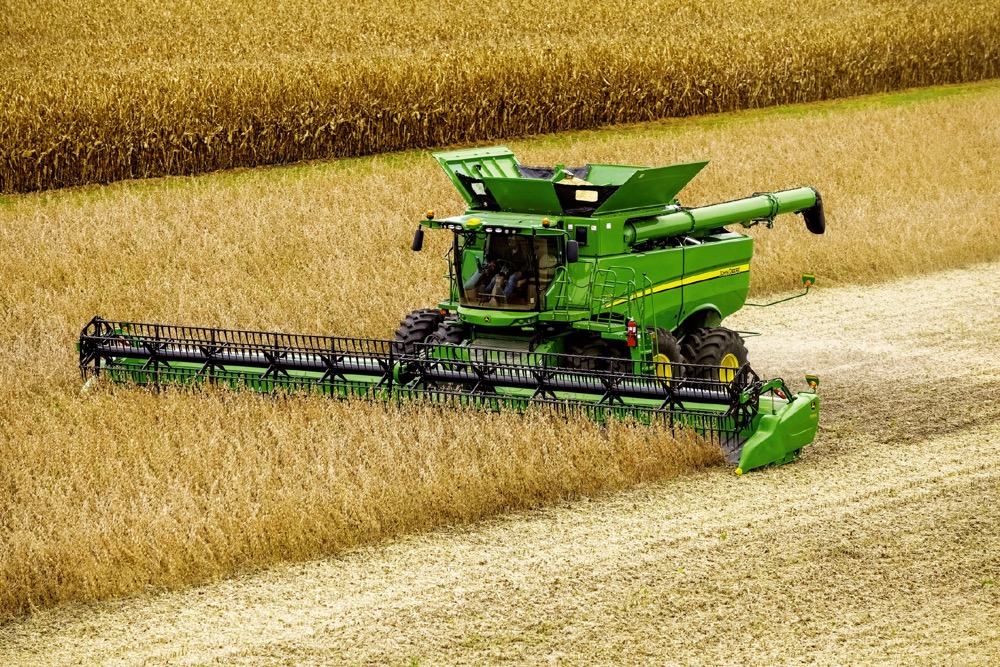 John Deere Combine >> New Holland John Deere Win Engineering Awards For Combine Innovation John Deere Combine >> New Holland John Deere Win Engineering Awards For Combine Innovation