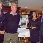 MicroSintesis CEO Hannah McIver, left, Prof. Mansel Griffiths, Maira Medelli-Peña and University of Guelph Vice President of
Research Malcolm Campbell at the Innovation of the Year award presentation in Guelph in October.