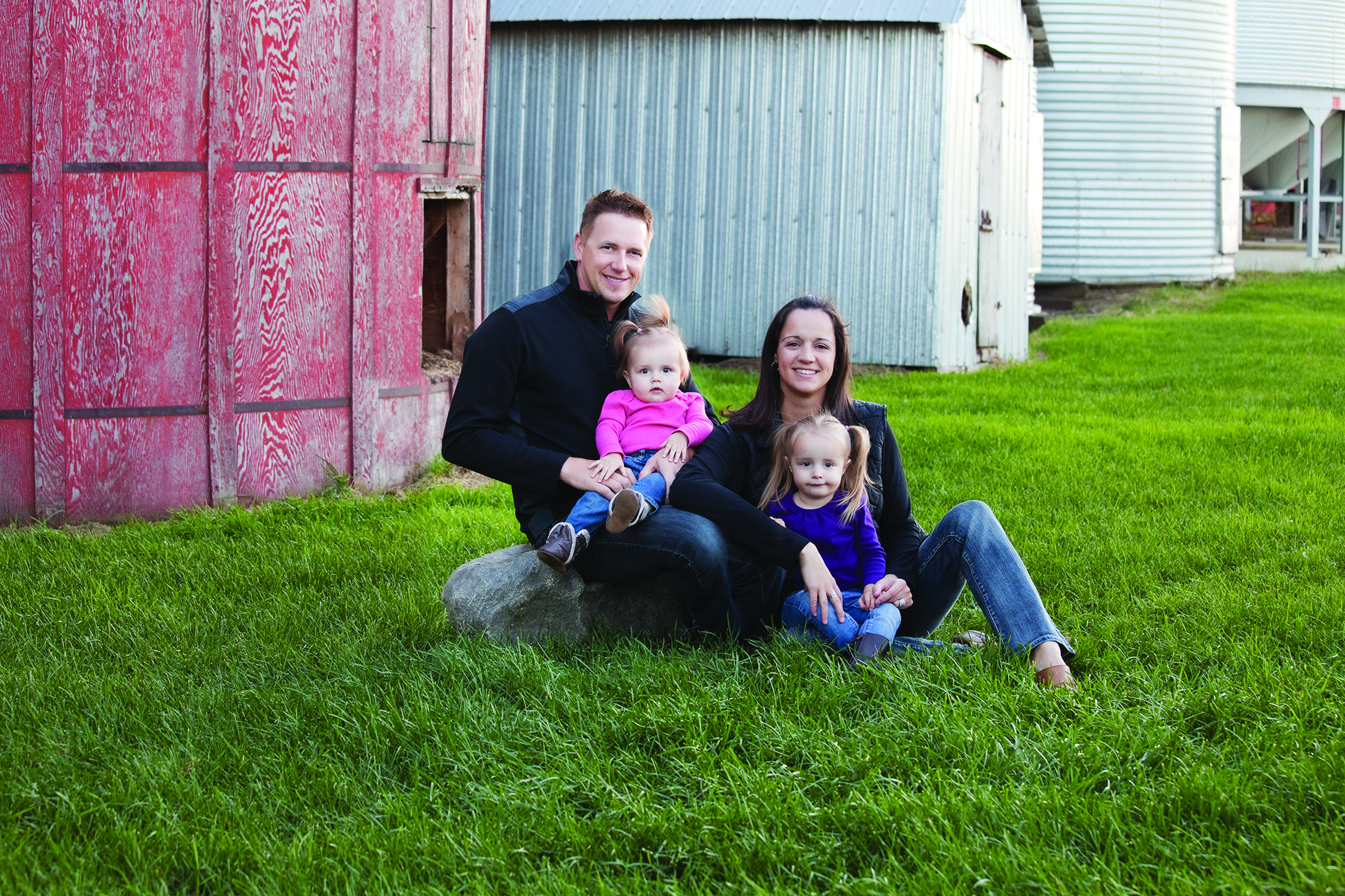 Income from spouses and grown children have contributed significantly to farm household income.