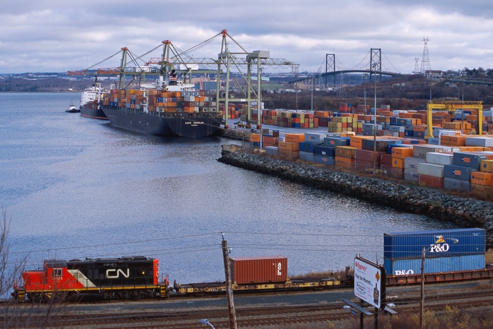 A container terminal in Halifax. (CN.ca)

