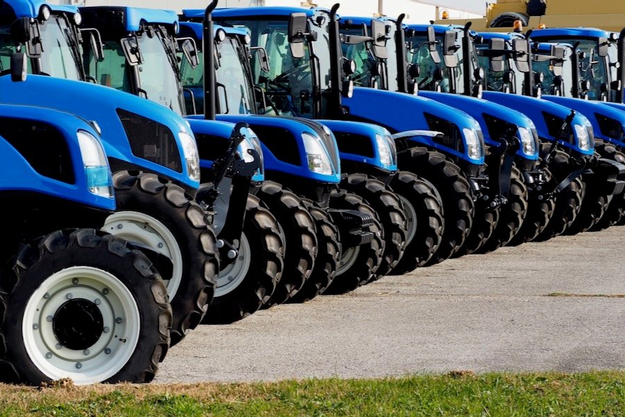Flush farmers have a reputation for reinvesting in their operations, which has a positive impact on the economy. (Luca Piccini Basile/iStock/Getty Images)
