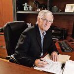 After 50 years of paperwork in offices around the globe, Ron Davidson is retiring from his position as executive director of Soy Canada.