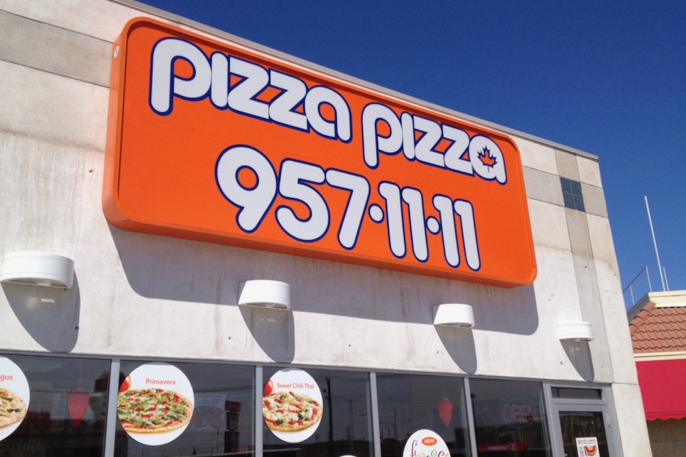A Pizza Pizza storefront in Winnipeg in 2013. (File photo by Dave Bedard)
