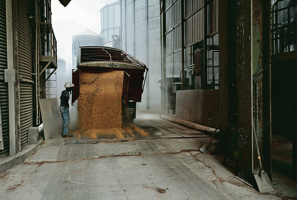 American corn exports nearly doubled last year, reaching US$18.7 billion in value. This crop was delivered to a grain elevator in Massillon, Ohio during last fall’s harvest.