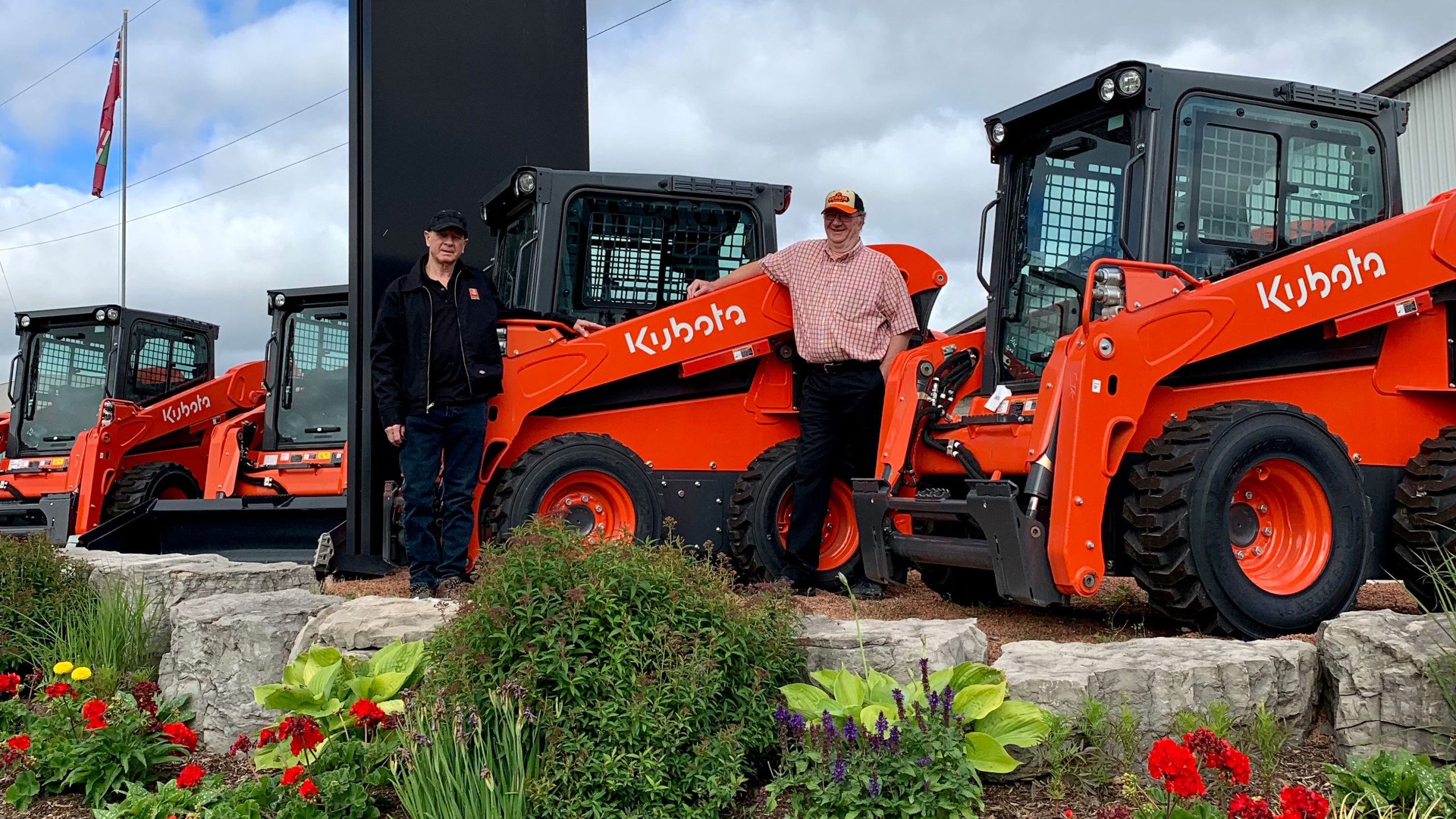 Stewart’s Equipment purchases Stayner Earth Power Tractors & Equipment dealership