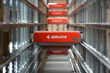 A Savoye X-PTS shuttle. Scott Technology has had a joint venture agreement in place with Savoye since 2020 to use Savoye automated carton storage and retrieval systems in Scott material handling systems. Scott said it also plans to use the Savoye system in its project for JBS at Brooks. (ScottAutomation.com)
