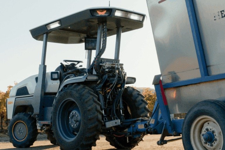 Monarch’s MK-V tractor. (MonarchTractor.com)
