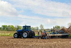 Eastern Canadian grain growers call on feds to act on fertilizer ahead of planting