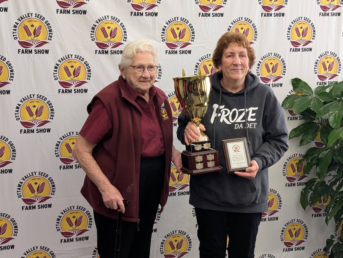 Jim and Connie McDiarmid of Osgoode took the Bennie Vance Memorial Trophy.