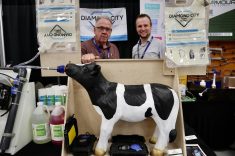 Diamond City were among the exhibitors at CDX. Company team members Layne van Rhijn and Elbert Muilwylo showcased the latest colostrum feeding system.