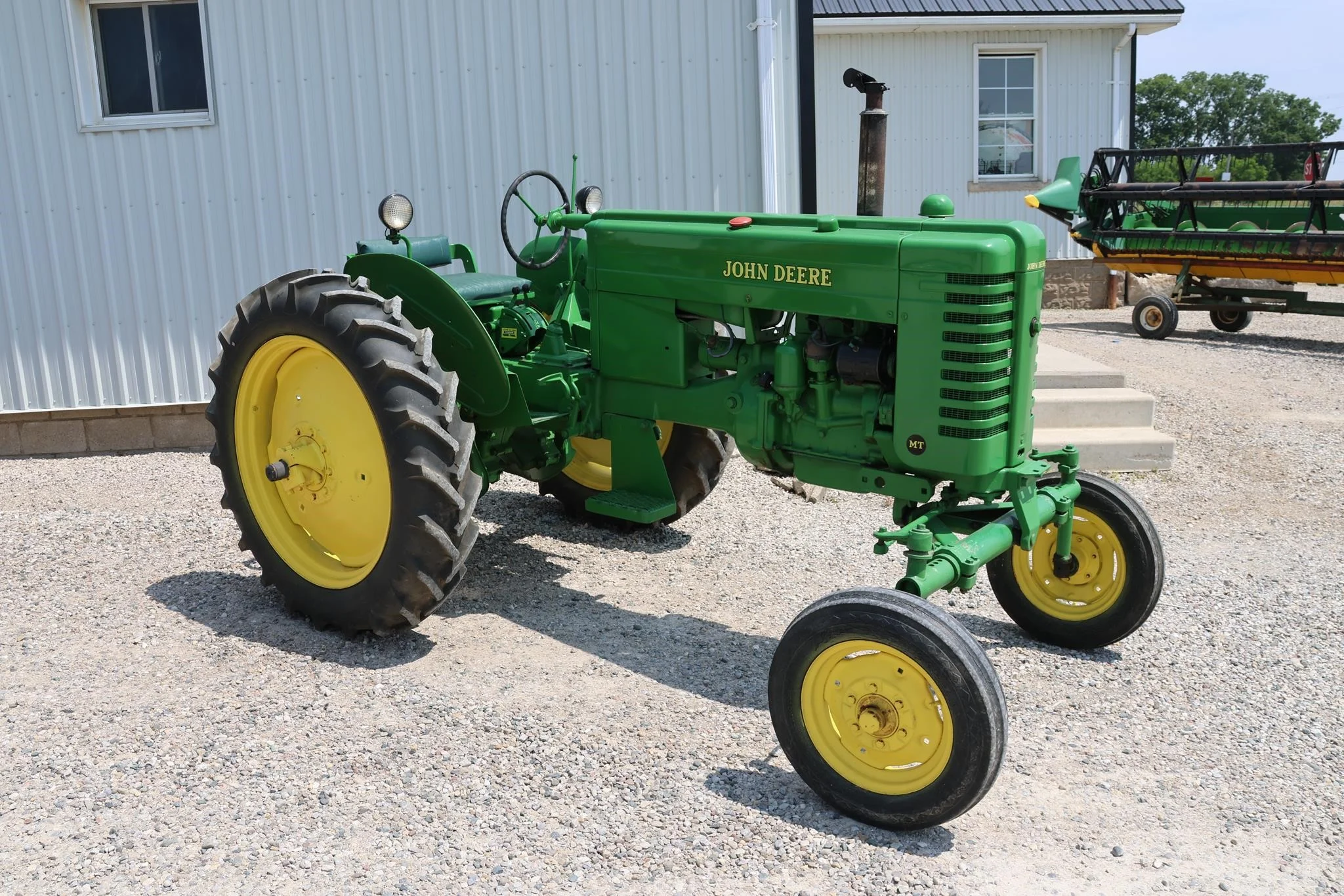 UNRESERVED LIVE & ONLINE ESTATE AUCTION – SEPTEMBER 15th AT 10:30am