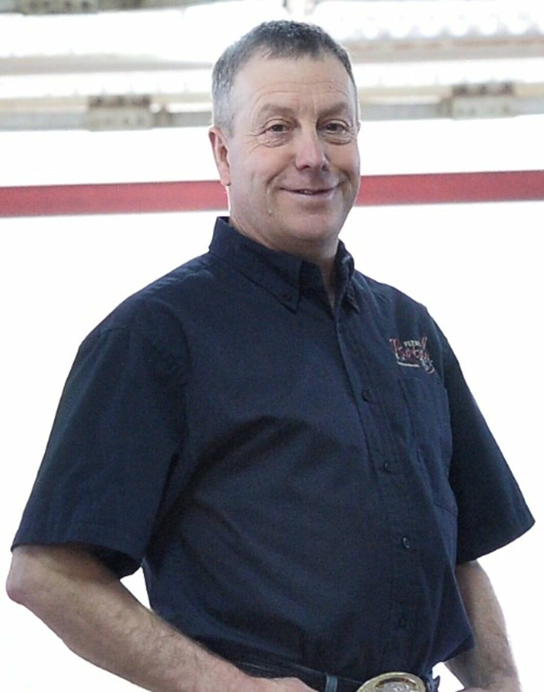 Roch Hébert received the Jean-Touchette Trophy for his work as a judge. Photo: Holstein Québec